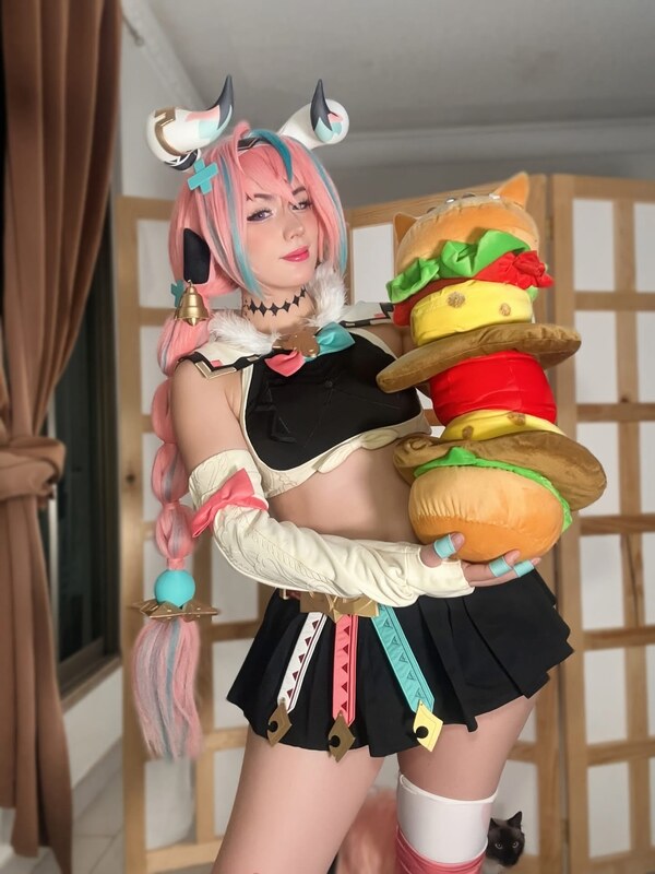 Flaiveth Cosplay nude photo 6