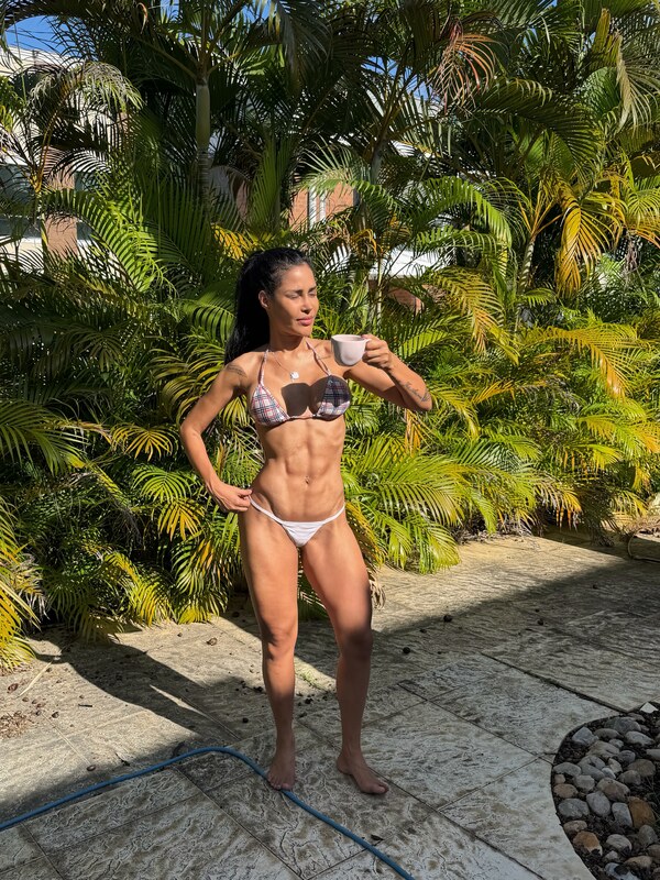 Flay nude photo 2