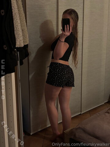 FleurSkywalker nude photo 8