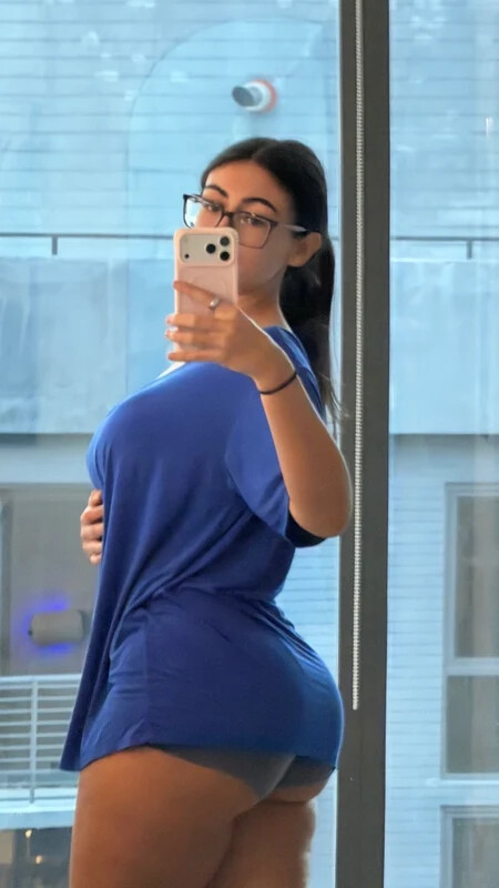 flexwness nude photo 33