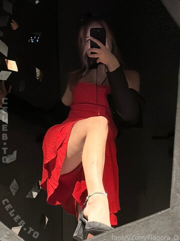 Flooora_O nude photo 22