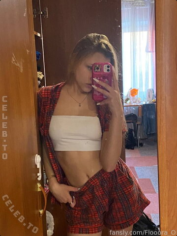 Flooora_O nude photo 10