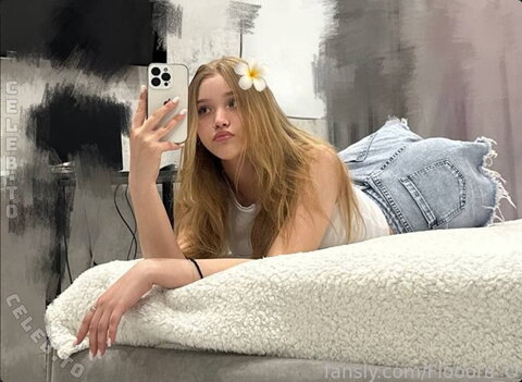 Flooora_O nude photo 1