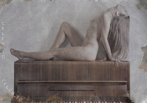 Flora nude photo 247
