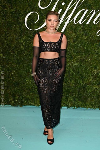 Florence Pugh nude photo 131