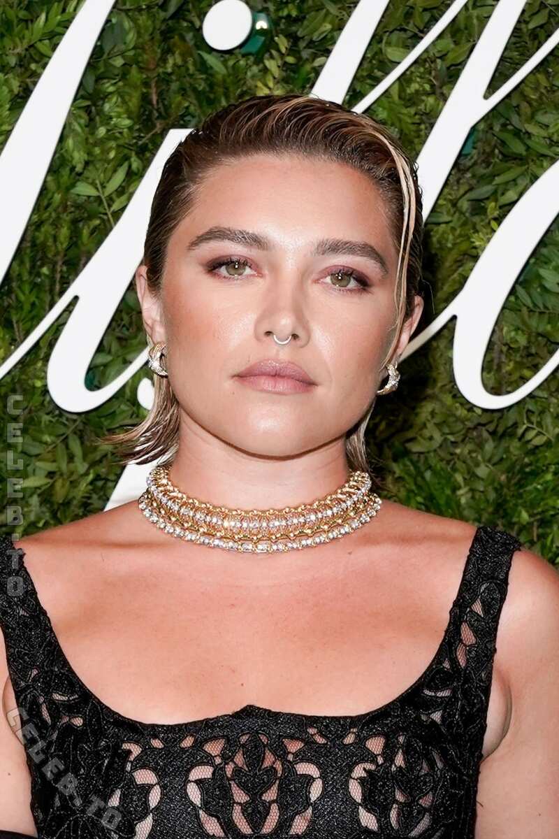 Florence Pugh nude photo 7