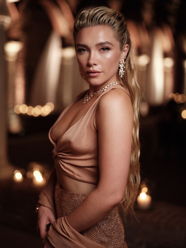 Florence Pugh nude photo 1