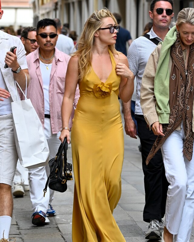 Florence Pugh nude photo 4