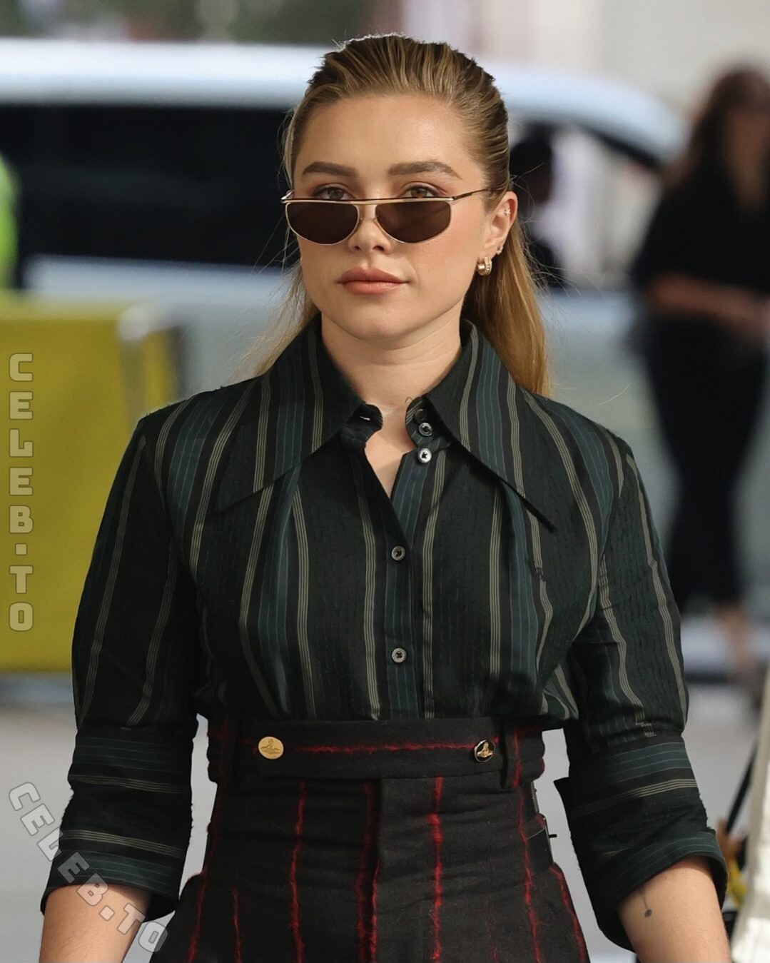 Florence Pugh nude photo 3