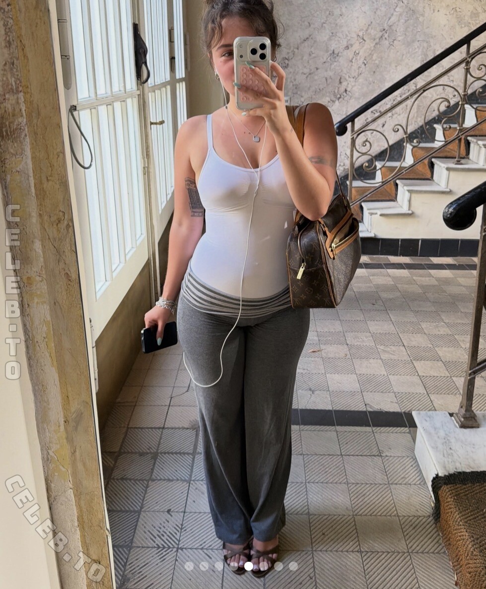 Florentine.dmr nude photo 2