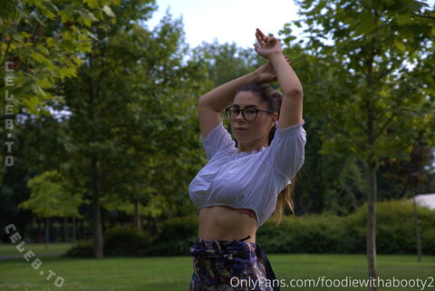 Foodiewithabooty2 nude photo 229