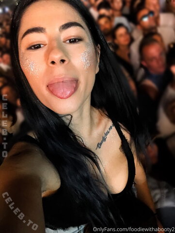 Foodiewithabooty2 nude photo 55