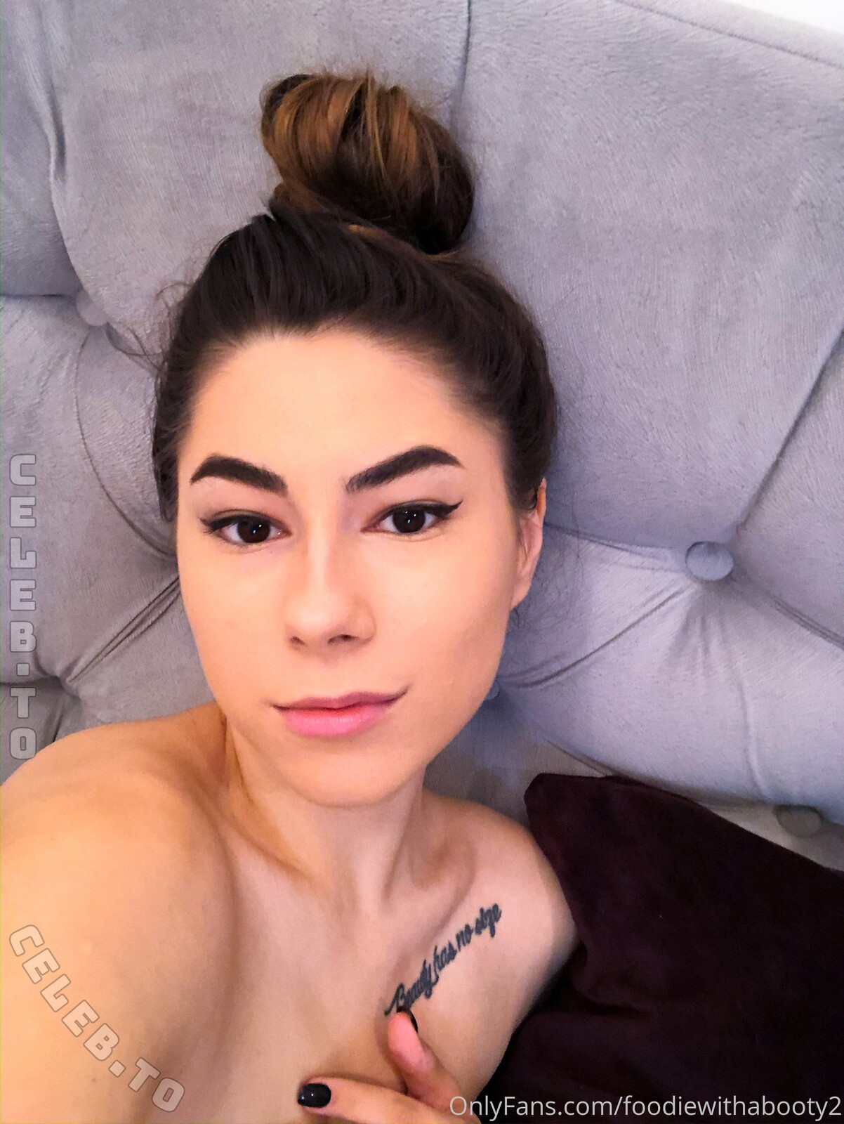 Foodiewithabooty2 nude photo 12