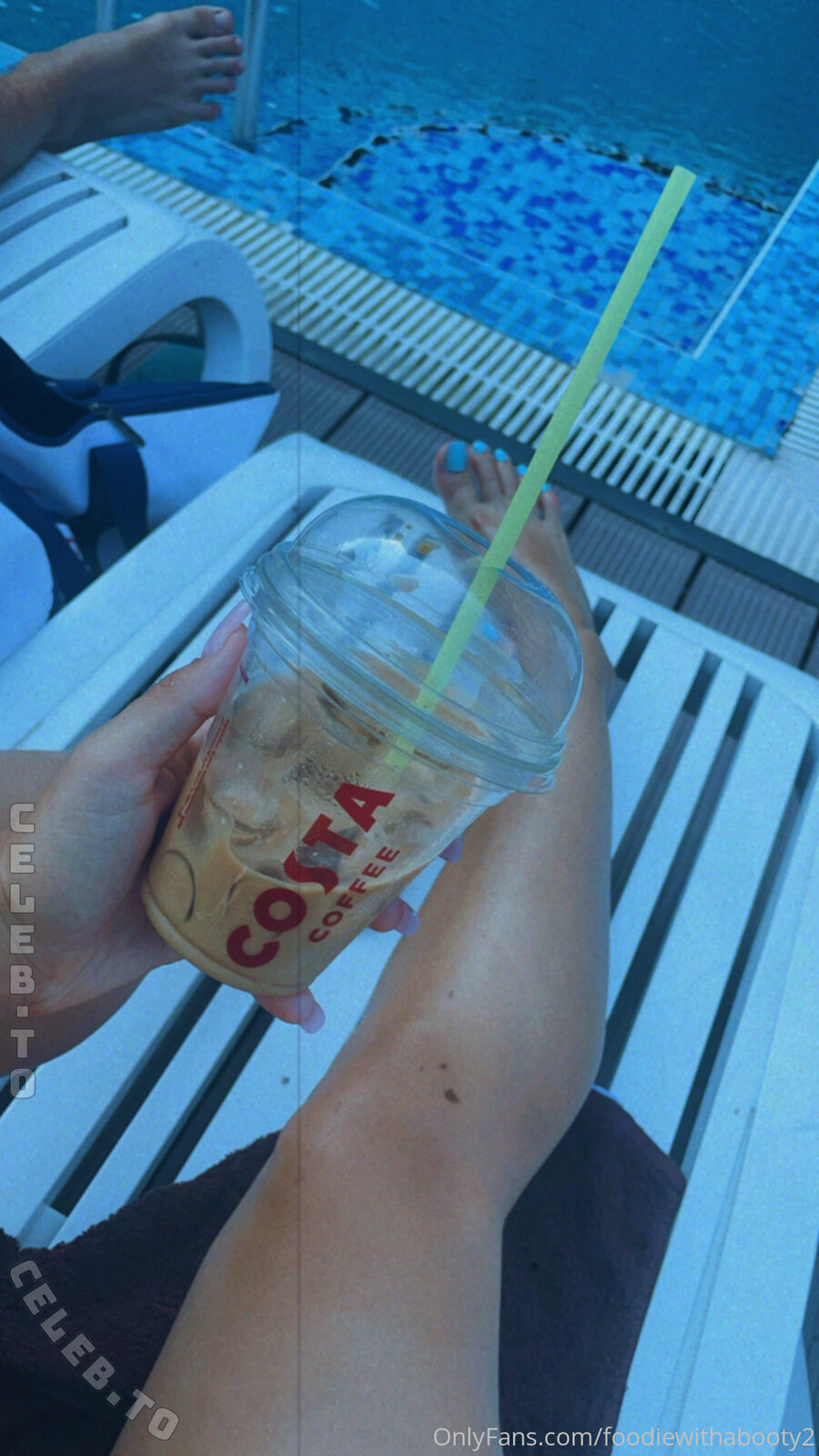 Foodiewithabooty2 nude photo 5