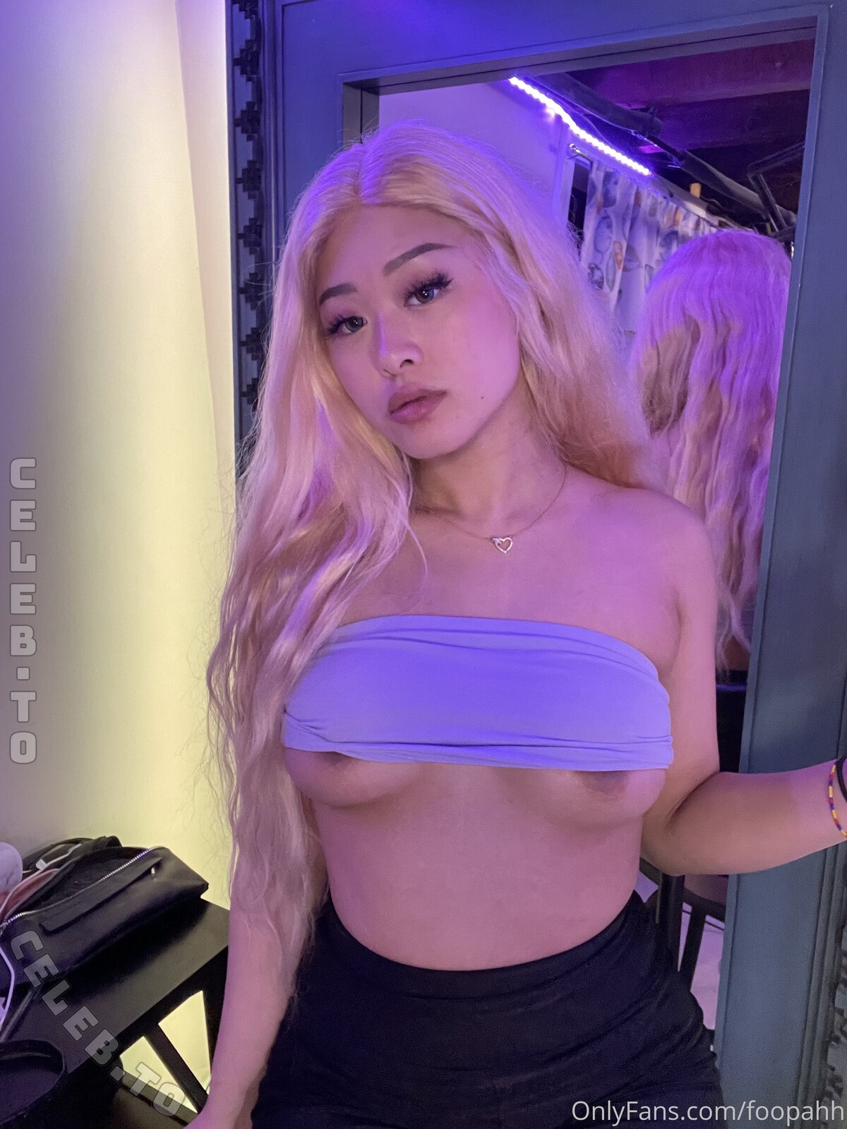 Foopahh nude photo 3