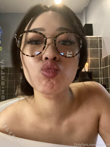 Foopahh nude photo 209