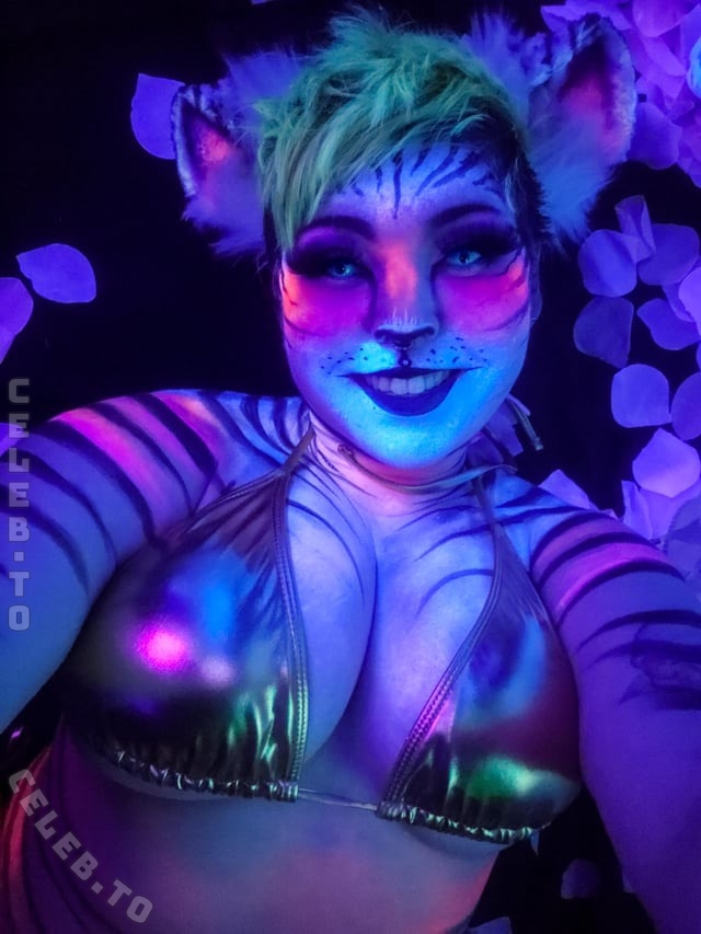 Formativespice nude photo 6