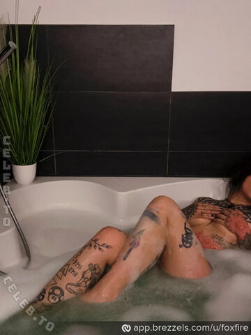 _Fox.Fire_ nude photo 7