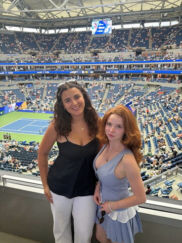 Francesca Capaldi New (1 photo)