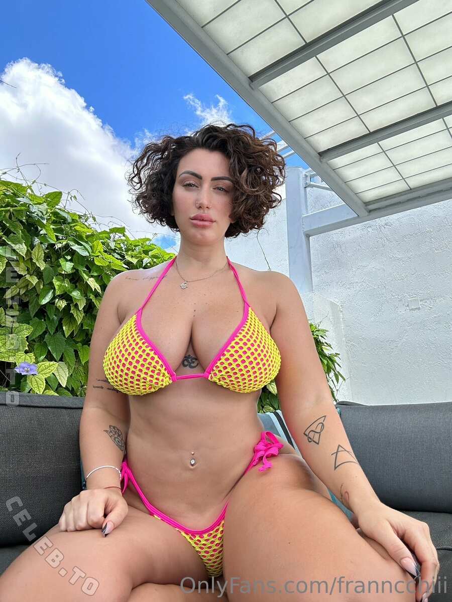 Franncchii nude photo 1