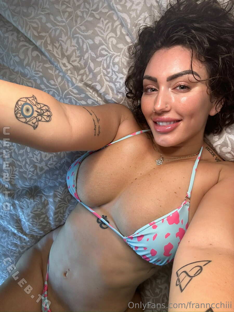 Franncchii nude photo 4