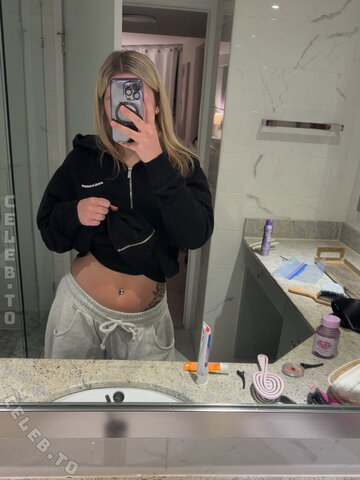 franziiiiihtz nude photo 12
