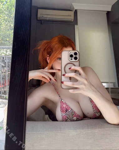 fraoulaa00 nude photo 58