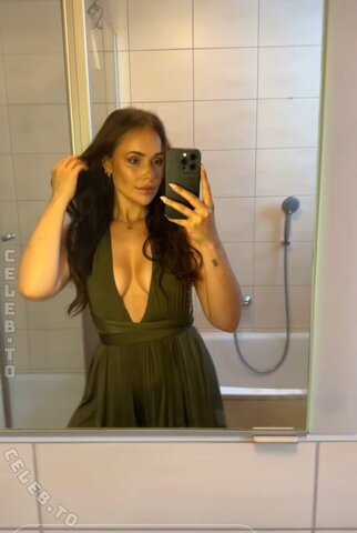 Frauke Drathschmidt Hot (1 photo)