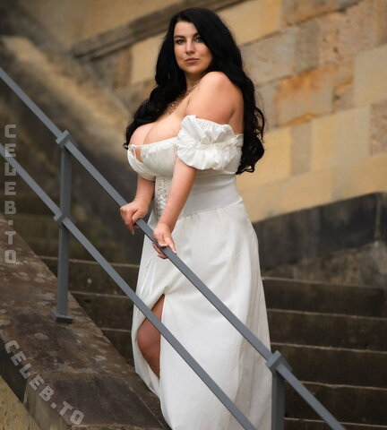 Frautramvai4ik – This Ukrainian beauty has not been in Germany for long, but she has been working as a model for a ve…