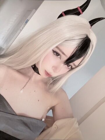 frenchybread1122 Sexy (3 photos)