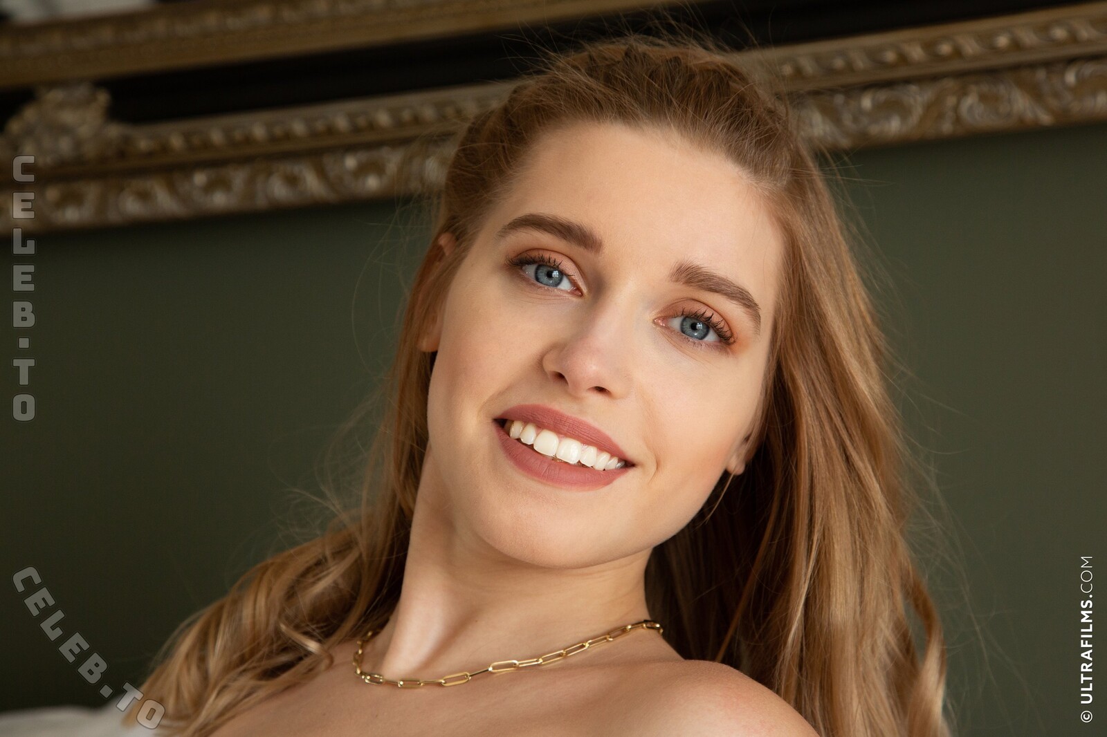 Freya Mayer nude photo 17