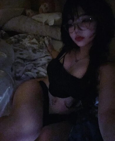 Freya nude photo 15