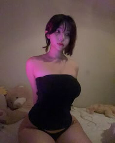 Freya New (1 photo)