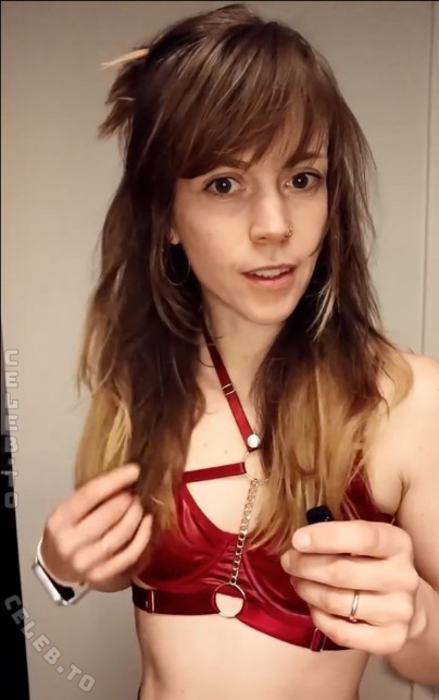 Frida Funkel nude photo 2