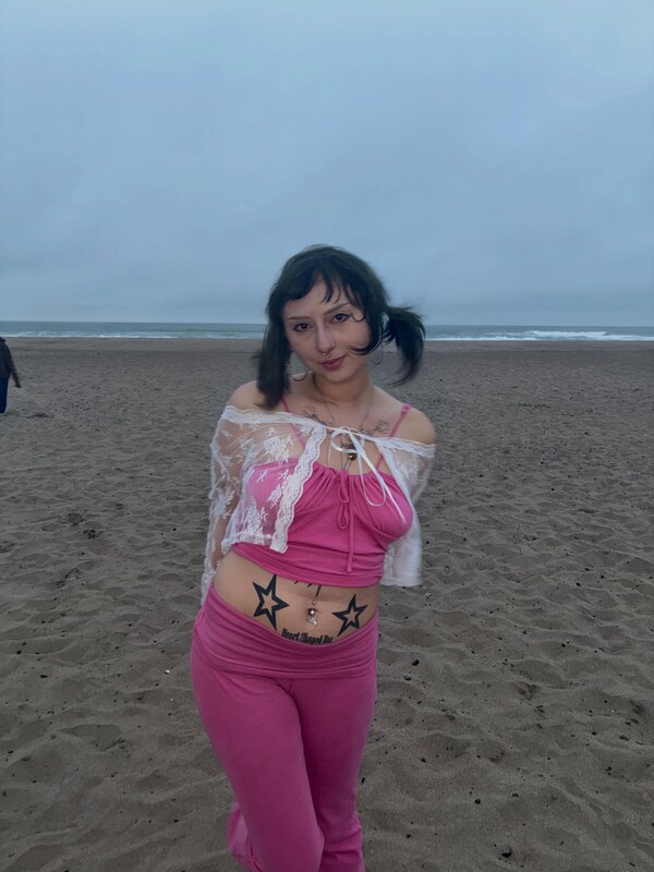 G0thbondage nude photo 5