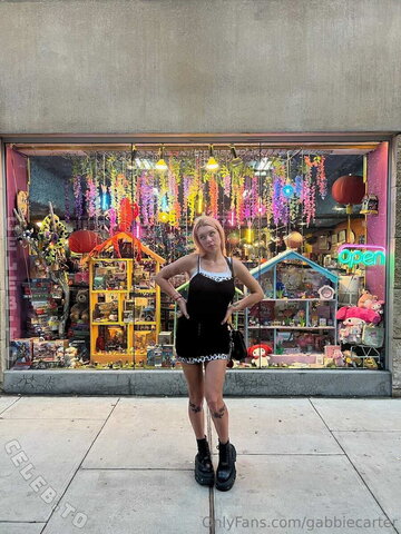 Gabbie Carter photo 2
