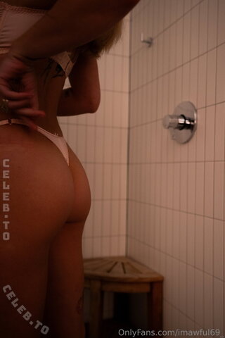 Gabbie Carter photo 2