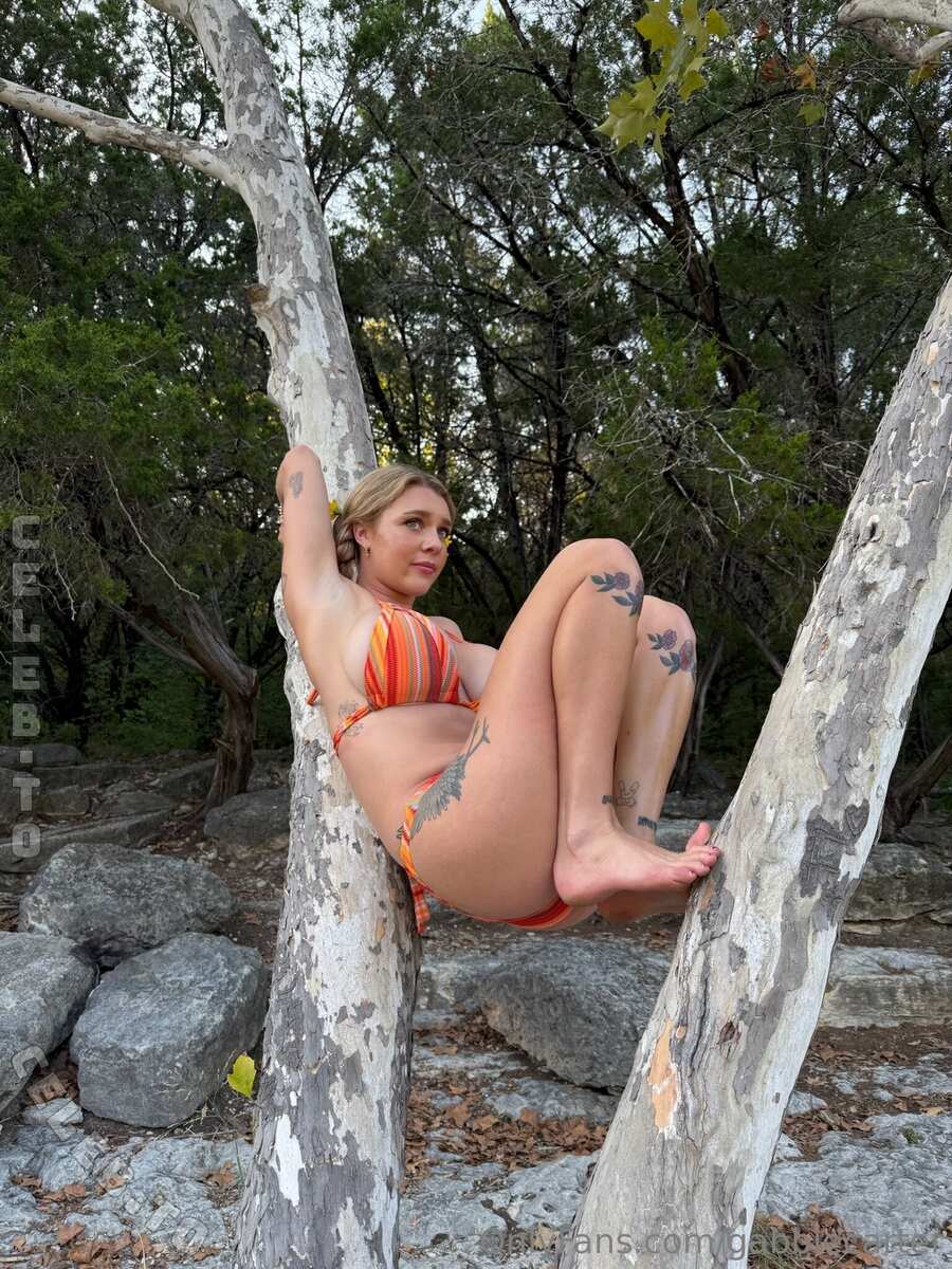Gabbie Carter nude photo 1
