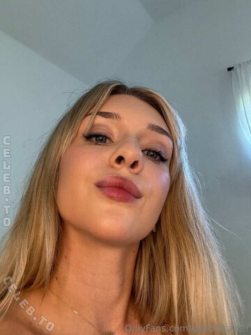 Gabbie Carter photo 4