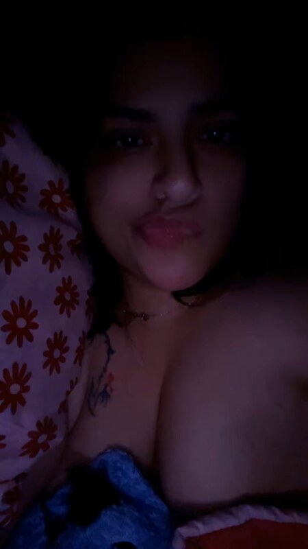 gabiiiandreaaa nude photo 1