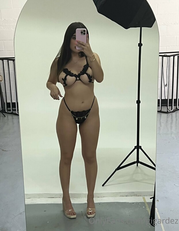 Gabriela García nude photo 19