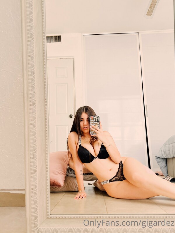 Gabriela García nude photo 28