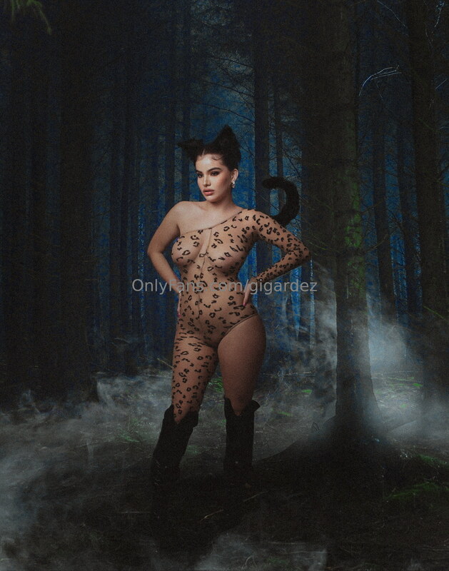 Gabriela García nude photo 11