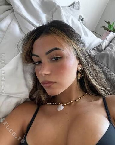 Gabriela Moura nude photo 75