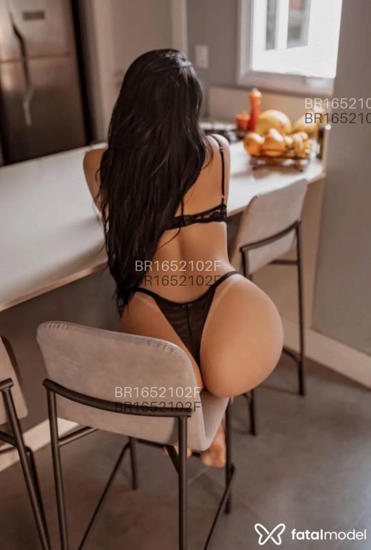 Gabriela Santorini nude photo 3