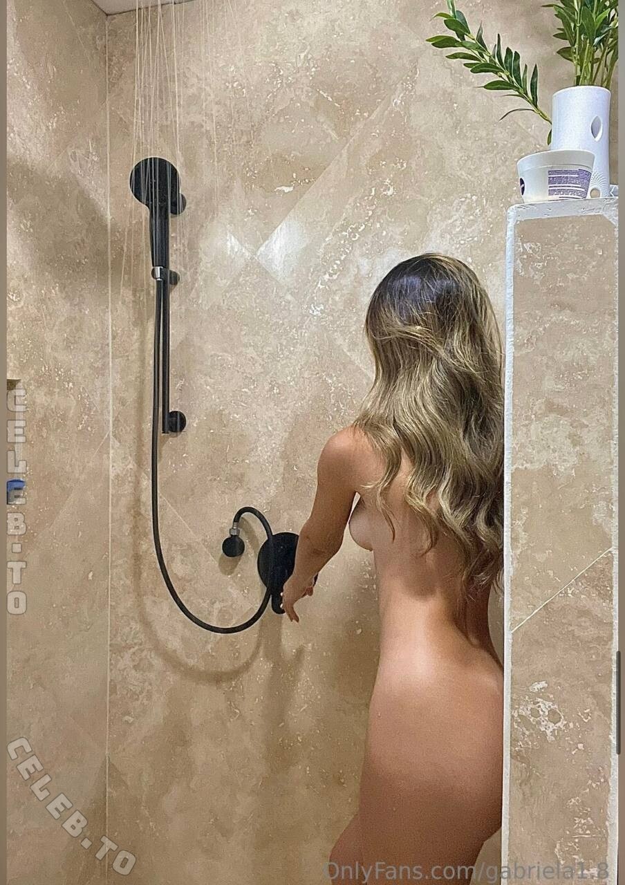 Gabriela7.0 nude photo 5