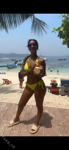 Gabriella De Almeida Rinne nude photo 1