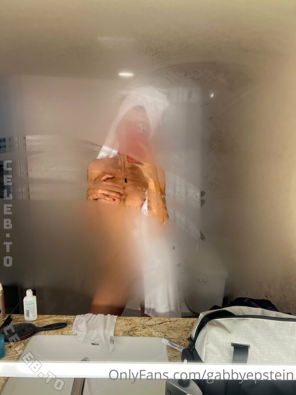 Gabrielle Epstein nude photo 2