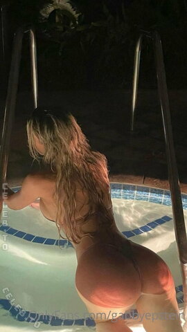 Gabrielle Epstein nude photo 19