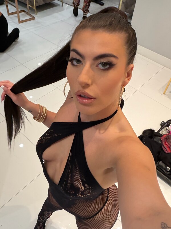 Gal Ritchie nude photo 30